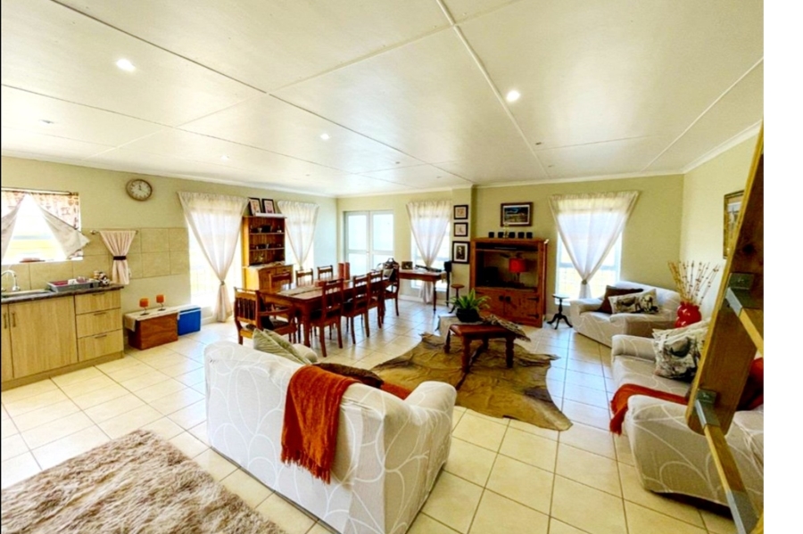 Commercial Property for Sale in Friemersheim Western Cape